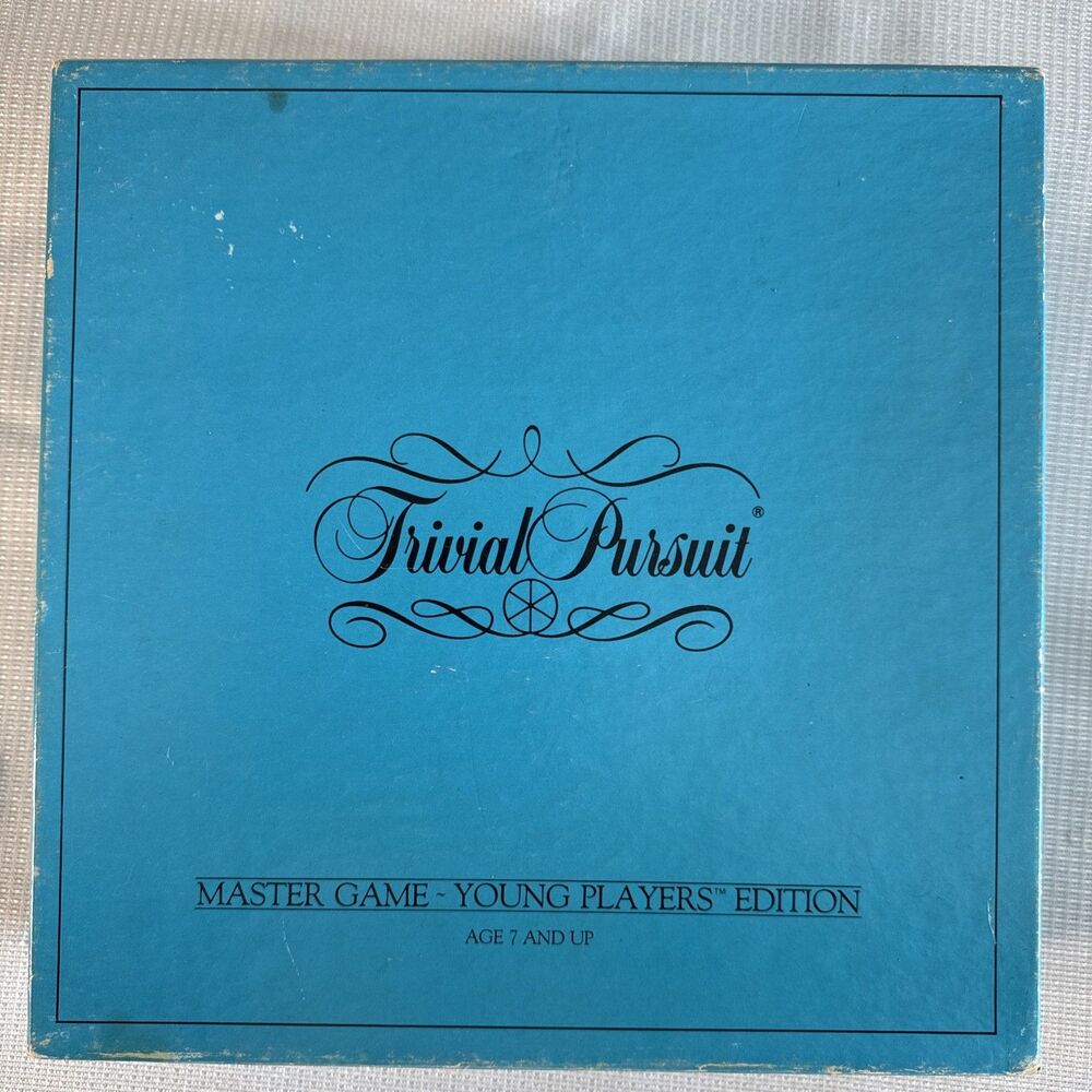 Vintage Trivial Pursuit Master Game Young Players Edition 1984 Complete!